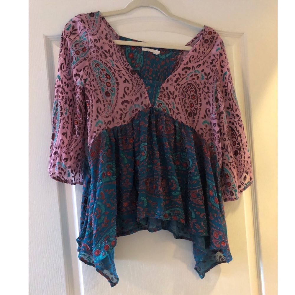 Anthropologists flowy velvet spring top